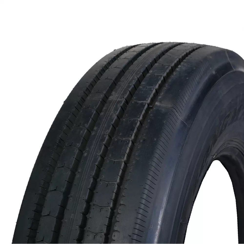 Грузовая шина 295/80 R22,5 Long March LM-216 18PR в Новокузнецке